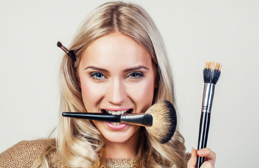 Hızlı makyaj yapma yöntemleri 7 adımı takip edin!