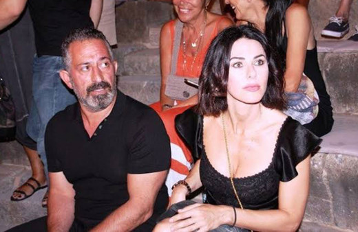 Defne Samyeli ve Cem Yılmaz gergin anlar yaşadı 'Rahat bırakın' diye isyan etti