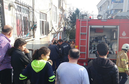 İstanbul'da sobadan çıkan yangında 2 kardeş hayatını kaybetti