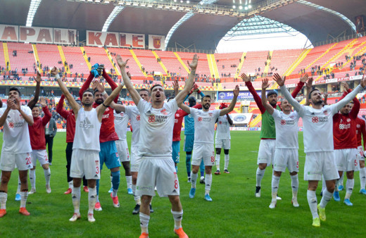 Sivasspor'dan Hakan Yandaş ve Emre Kılınç hamlesi