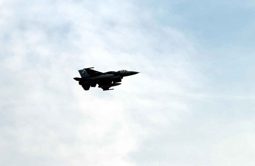 Ankara'da F-16'lar S-400 testi için havalandı