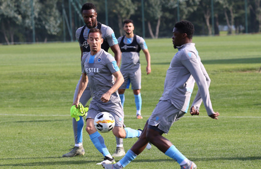 Trabzonspor'da Ekuban geri döndü!