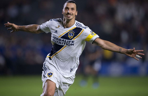 Zlatan İbrahimoviç'ten kafaları karıştıran paylaşım