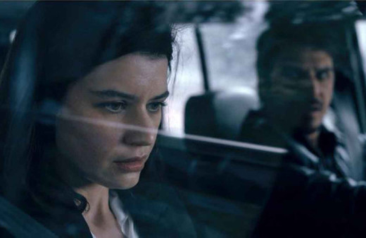 Beren Saat'in canlandırdığı Atiye dizisinden ilk fotoğraf ve fragman yayımlandı