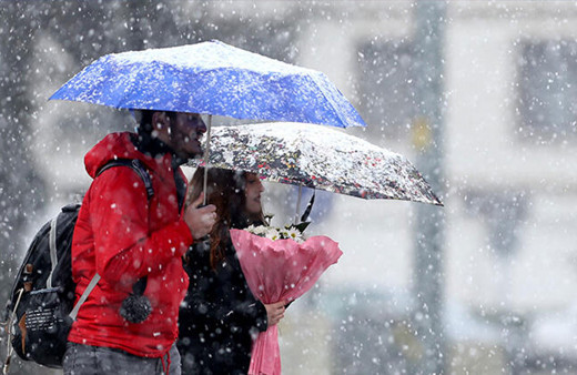 Ankara'da okullar öğleden sonra tatil olur mu kar başladı