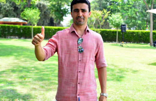 Jokey Ahmet Çelik sakatlandı