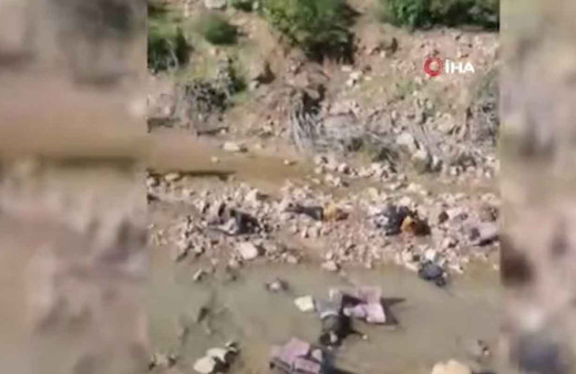 Tunus'ta otobüs devrildi: 22 ölü, 21 yaralı