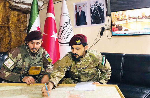 Özgür Suriye Ordusu'nda Atatürk fotoğraflı komutan