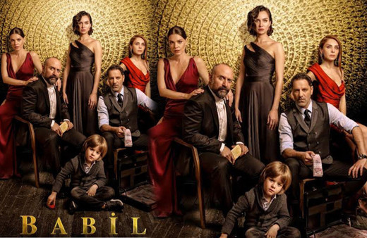 Babil dizisi için flaş gelişme! Halit Ergenç Aslı Enver Ozan Güven gibi isimler yer alıyordu