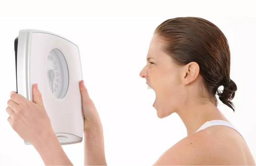 Diyet yapıyorum ama kilo veremiyorum diyenler bu 5'liye dikkat!