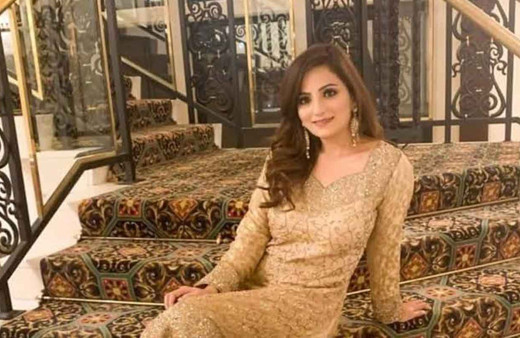 Pakistan güzellik kraliçesi Zanib Naveed trafik kazası sonucu yaşamını yitirdi