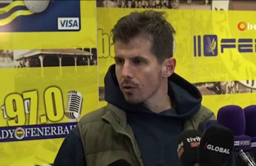 Emre Belözoğlu: “Önemli olan sezon sonunda lider olmak”