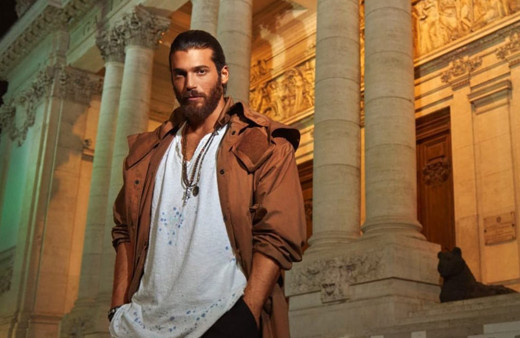 Can Yaman'a ünlü kadın oyuncular posta koydu! Takipten çıkardılar