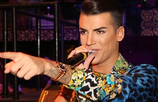 Kerimcan Durmaz'ın Los Angeles'ta sokak ortasındaki kalça dansı olay oldu