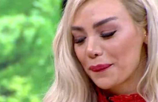 Oryantal Didem canlı yayında zor anlar yaşadı