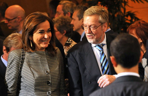 Bakoyannis: Türkiye ile savaşa girersek yalnız kalırız