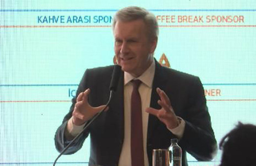 TÜSİAD konferansında gerginllik Eski Almanya Cumhurbaşkanı kürsüden indi