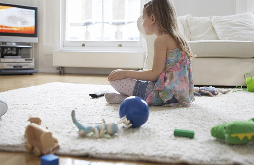 Çocuğum televizyona bağımlı ne yapmalıyım diyenlere çözüm önerileri!