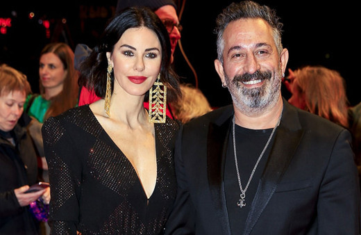 Defne Samyeli Cem Yılmaz'la evlilik şartıyla barıştı Twitter'da TT oldu