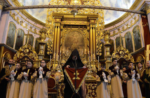 Sahak Maşalyan 85. İstanbul Ermeni Patriği seçildi