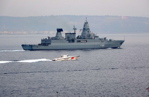 Alman Savaş Gemisi Çanakkale'de