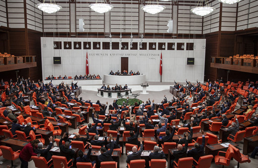 TBMM'den ABD Senatosunun Ermeni kararına kınama