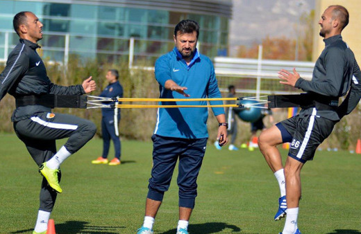 Kayserispor'da Umut Bulut ile Şamil Çinaz'la yollar ayrıldı