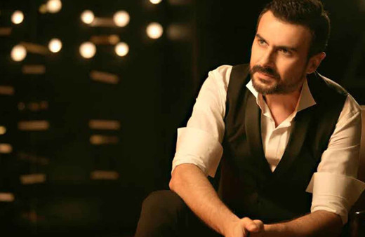 Aylin Özer'le evli olan Gökhan Tepe baba oldu! Bebeğiyle ilk fotoğraf geldi