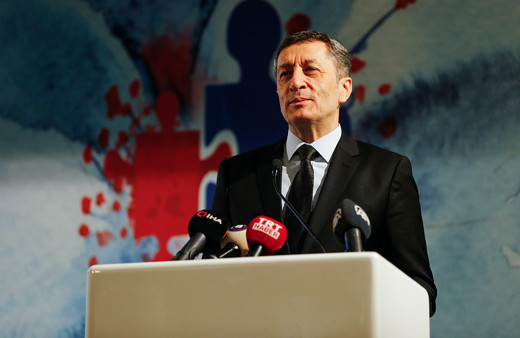 Bakan Selçuk'tan Doğa Koleji'ne ilişkin açıklama