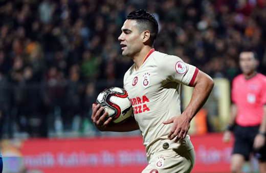 Radamel Falcao'ya sürpriz talip