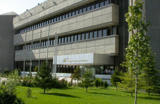 SPK'dan 4 şirket, 6 kişi hakkında yasak