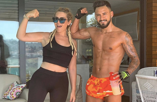 Selin Ciğerci eski hali nasıldı ne zaman kadın oldu fotoğrafları sızdı