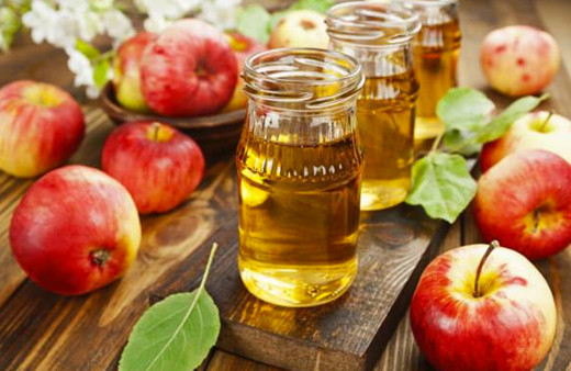 Baş ağrısına ne iyi gelir elma sirkesi ağrıyı kesiyor!