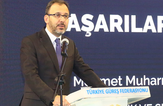 Bakan Kasapoğlu: Güreş, olimpiyat tarihinde en başarılı olduğumuz branş