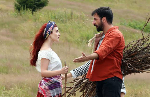 Kuzey Yıldızı İlk Aşk'ın güzel oyuncusu Aslıhan Güner sesiyle mest etti