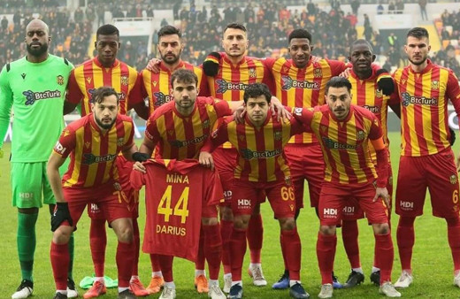 Futbol dünyası Mina'nın oğlu için tek yürek