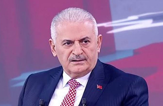 Binali Yıldırım'ın doğum günü kutlandı mumları elleriyle söndürdü