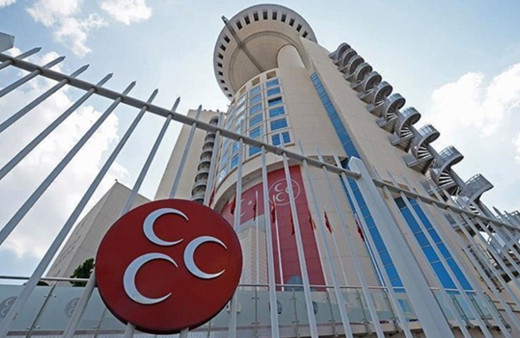 MHP Nazilli İlçe Başkanı ve yönetimi istifa etti