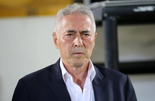 Eskişehirspor'da teknik direktör Coşkun Demirbakan ile yollar ayrıldı