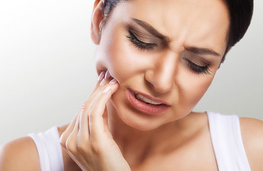 Diş ağrısı nasıl geçer biraz sirkeyi suya koyup...