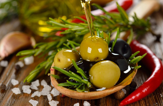 Zeytinin faydaları neler şişkinliği gideriyor!