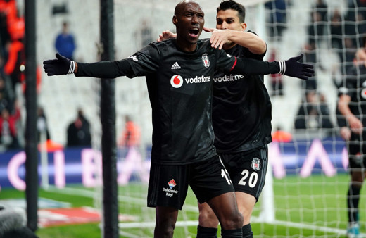 Atiba taraftara sinyali verdi: Seneye de sahalarda olacağım