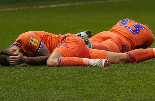 Joe Bennett hastanelik oldu! Yüzü tanınmaz hale geldi