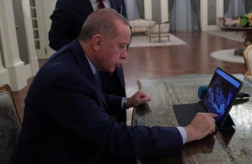 Cumhurbaşkanı Erdoğan Yılın Fotoğrafları oylamasına katıldı