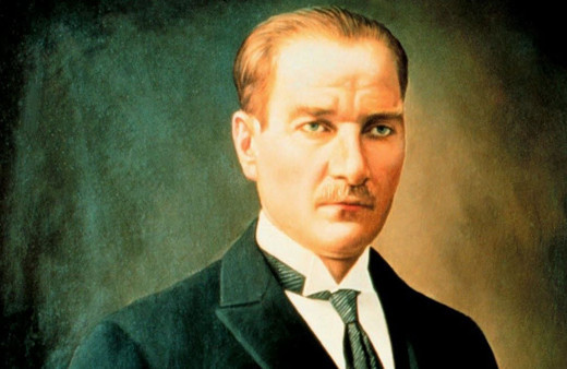 TRT'nin yeni dizisi 'Ya İstiklal Ya Ölüm' için Atatürk rolü Kıvanç Tatlıtuğ'a teklif edildi