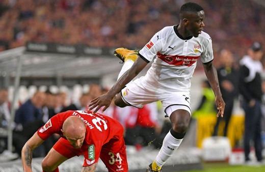 Fenerbahçe Orel Mangala’nın peşinde