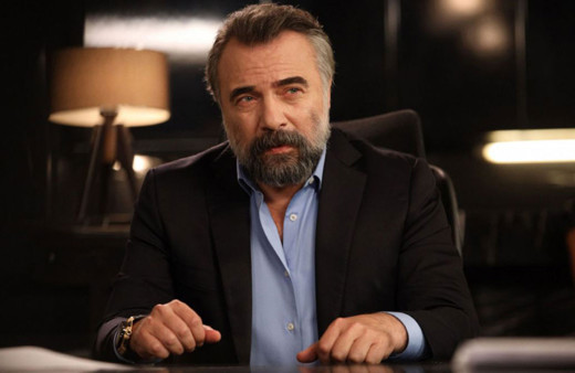 EDHO'nun yıldızı Oktay Kaynarca'nın karizmatik vedasına beğeni yağdı