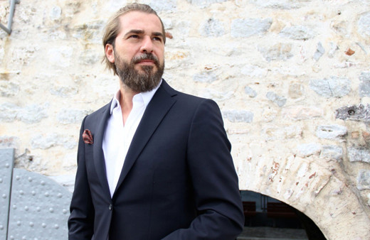 Engin Altan Düzyatan'ın yeni imajı heyecanlandırdı 'Kuruluş Osman'a hazırlanıyor'