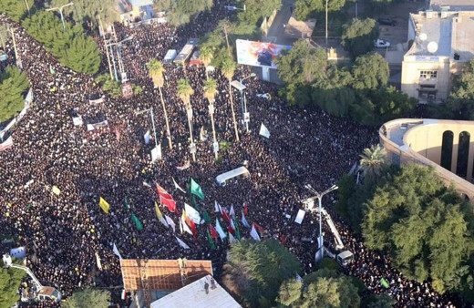 Kasım Süleymani için İran'ın Ahvaz şehrinde milyonlar sokaklarda