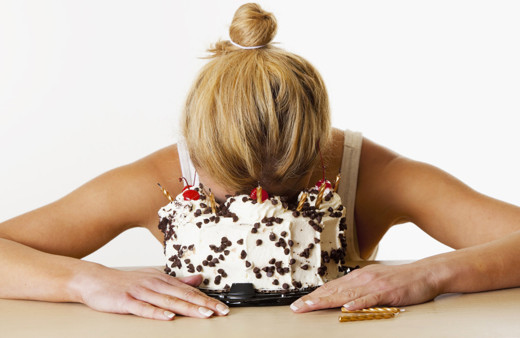 Tatlı krizi nasıl geçer damağınıza bir parça yapıştırın ve...